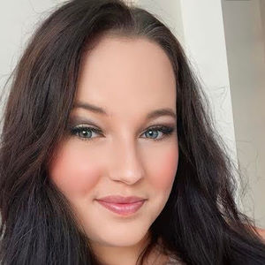 Meet your Posher, Christa